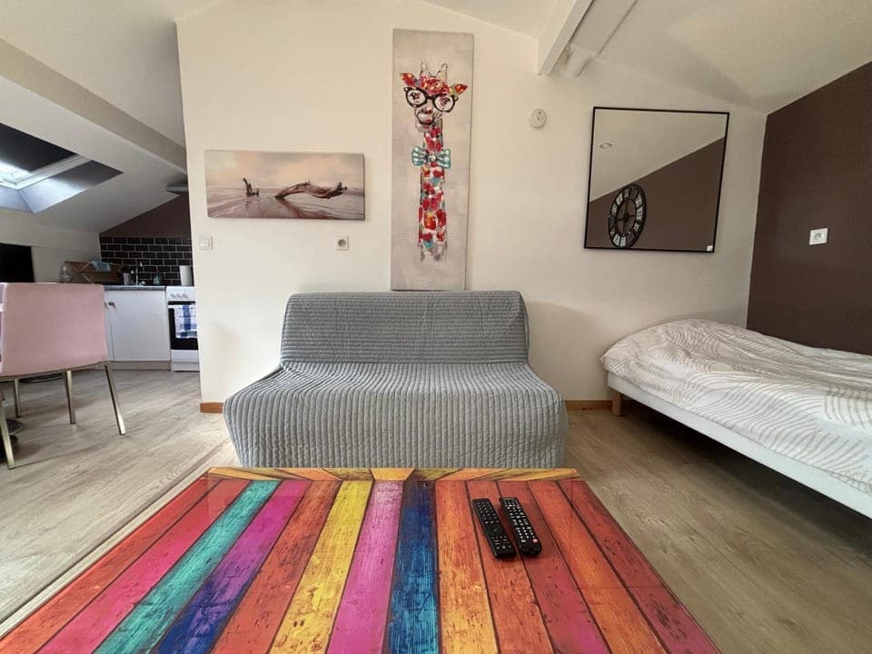 Living room, Photo of the whole room, Seating area