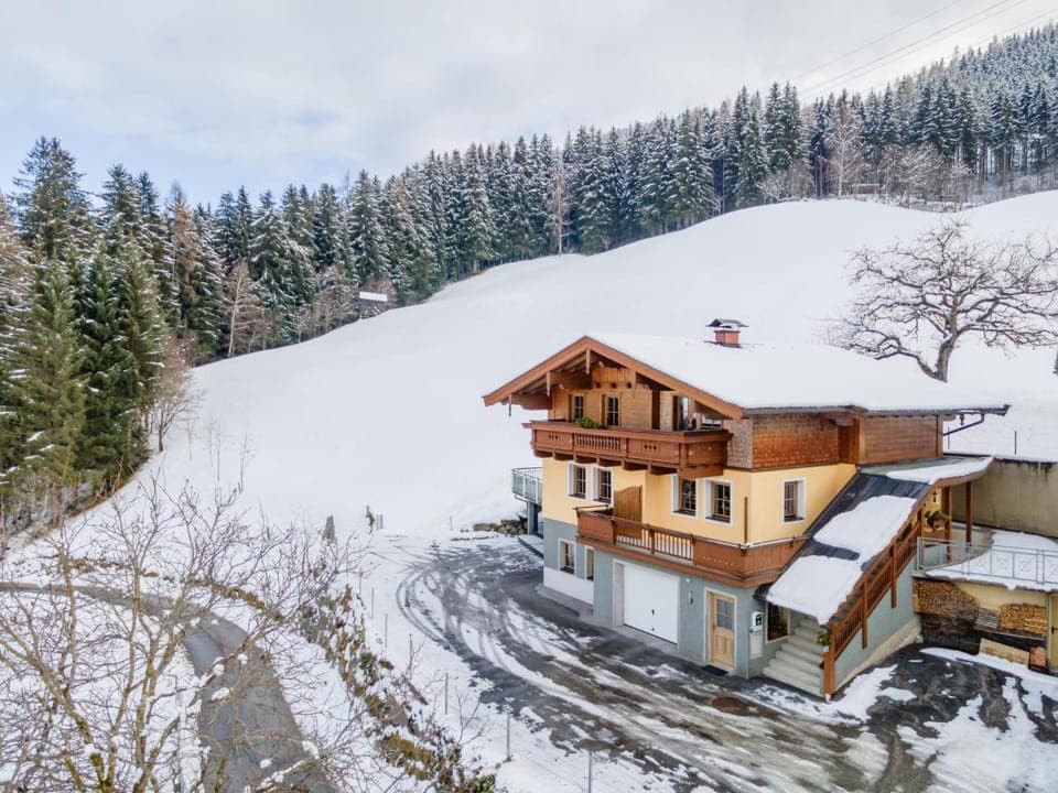 Property building, Winter