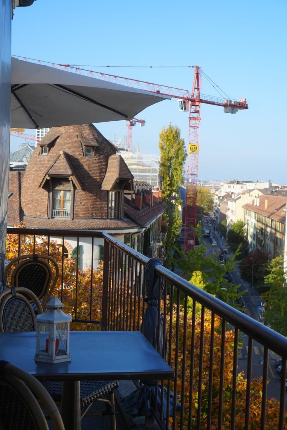 Property building, Property building, Balcony/Terrace, City view