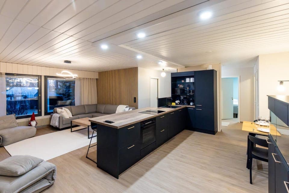 Living room, Seating area