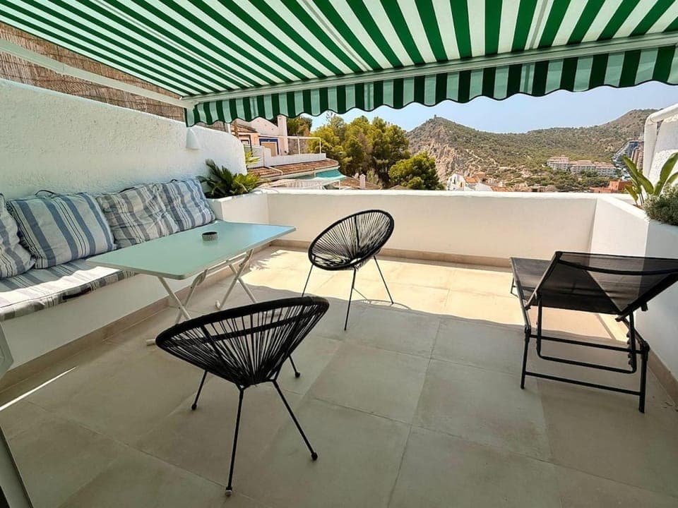 View (from property/room), Balcony/Terrace, Mountain view, Sea view