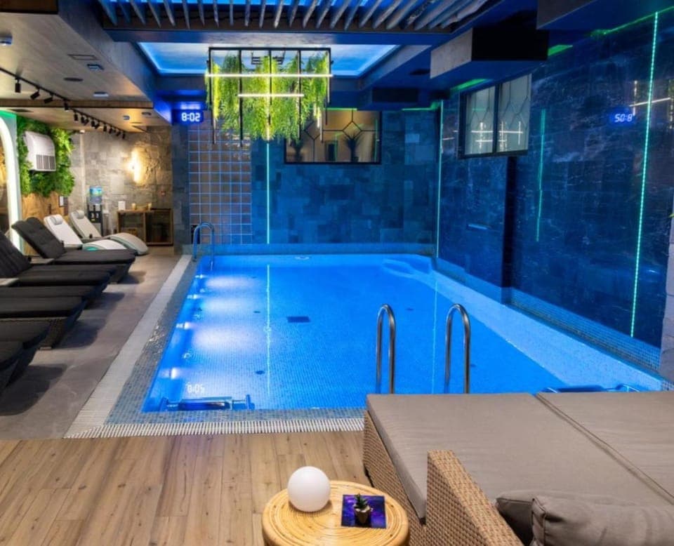 Spa and wellness centre/facilities, Swimming pool