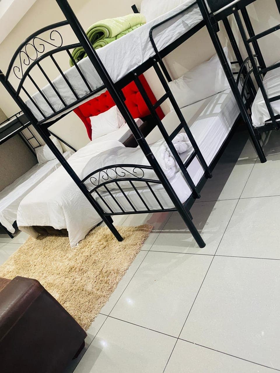 Bed, Photo of the whole room, Bedroom, group of guests, bunk bed, Family