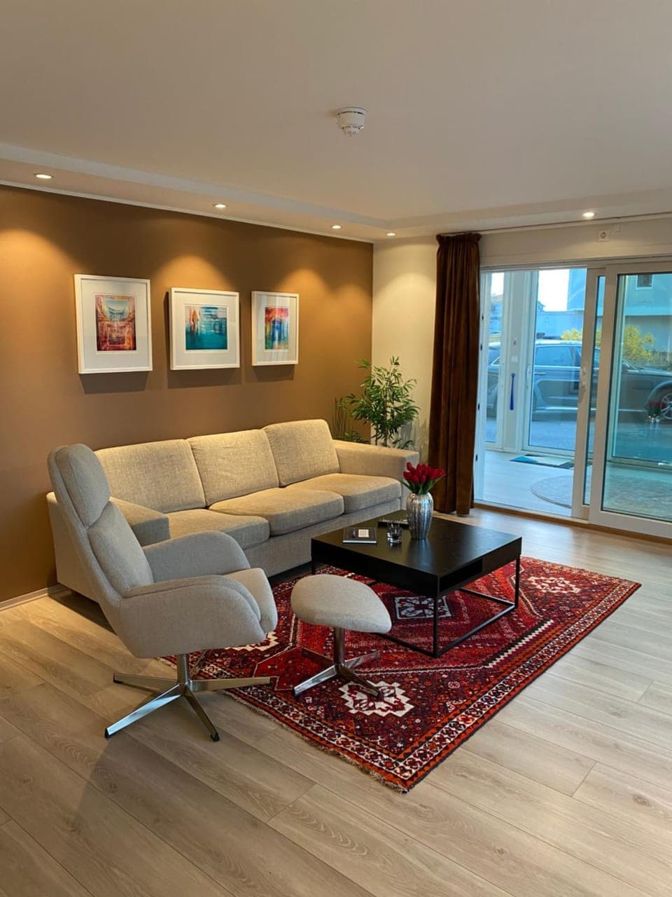 Living room, Seating area