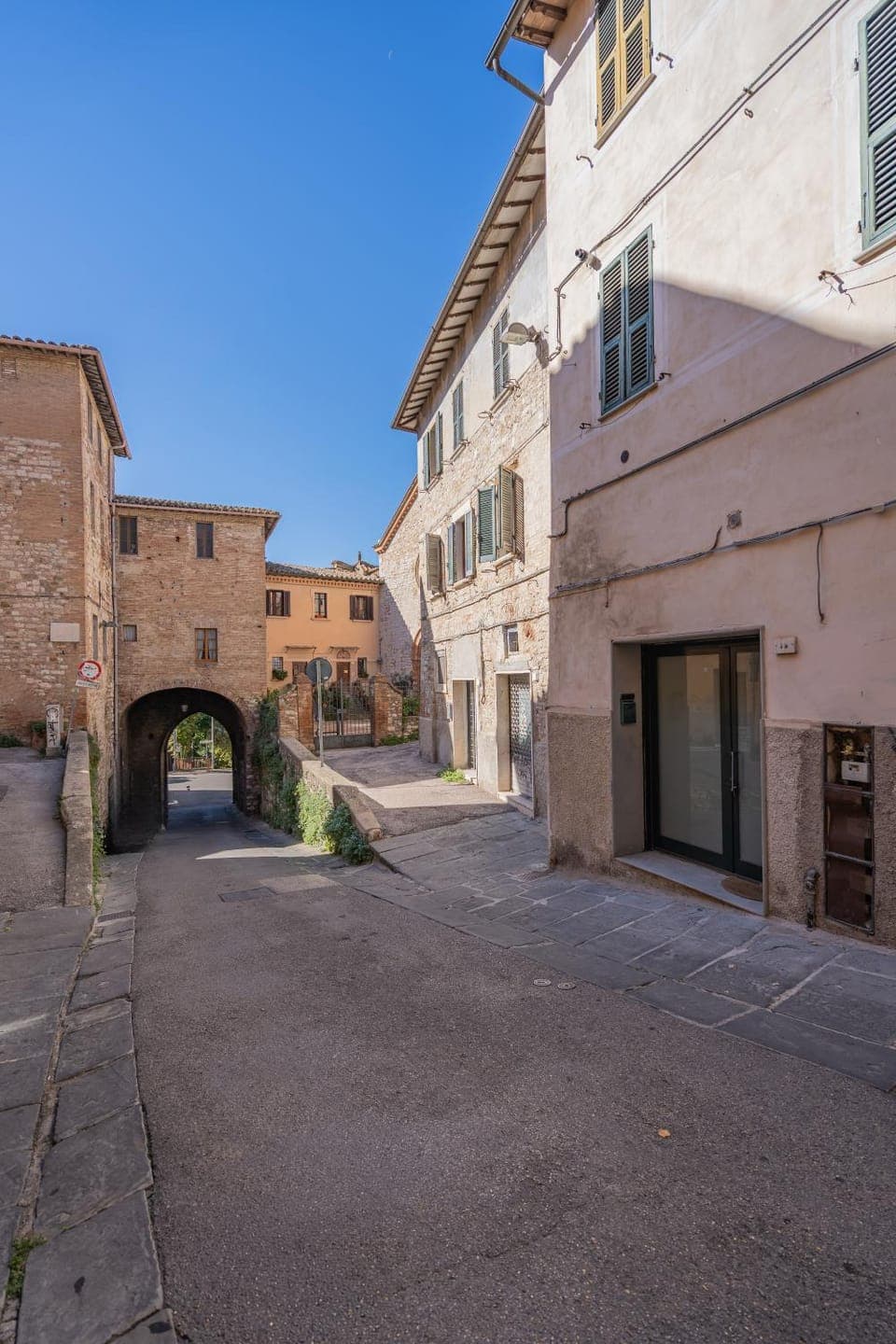 Property building, Street view