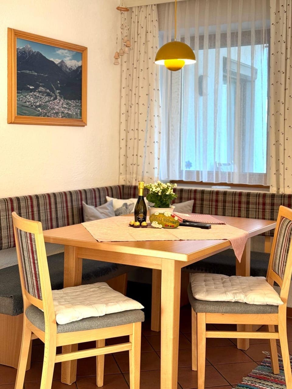 Dining area, Food, Food