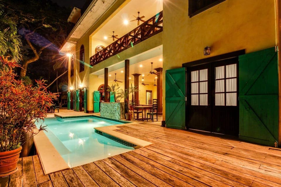 Monkey Room at Mahogany Hall -Gold Standard Certified House in Cayo District