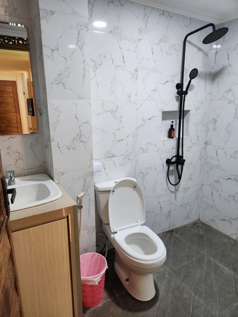 Shower, Toilet, Bathroom