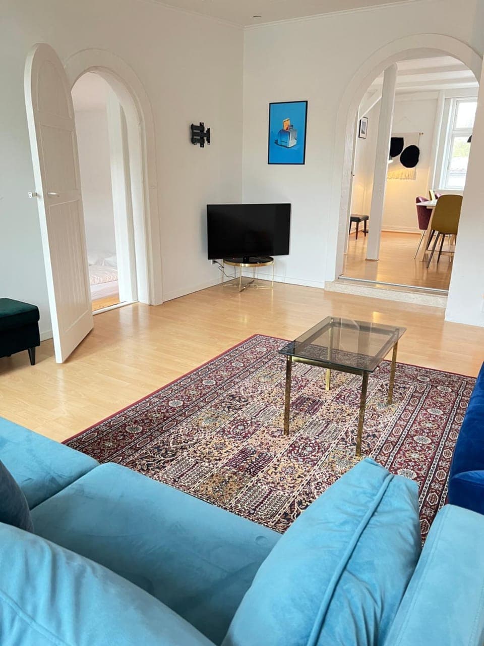 Communal lounge/ TV room, TV and multimedia, Seating area, Evening entertainment