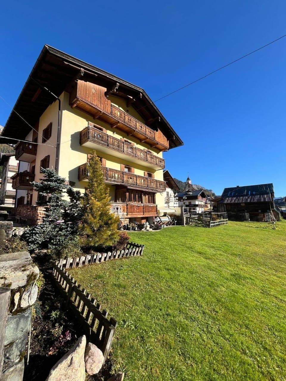 Property building, Garden