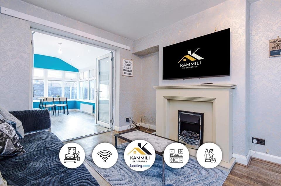 TV and multimedia, Living room, Seating area, Text overlay