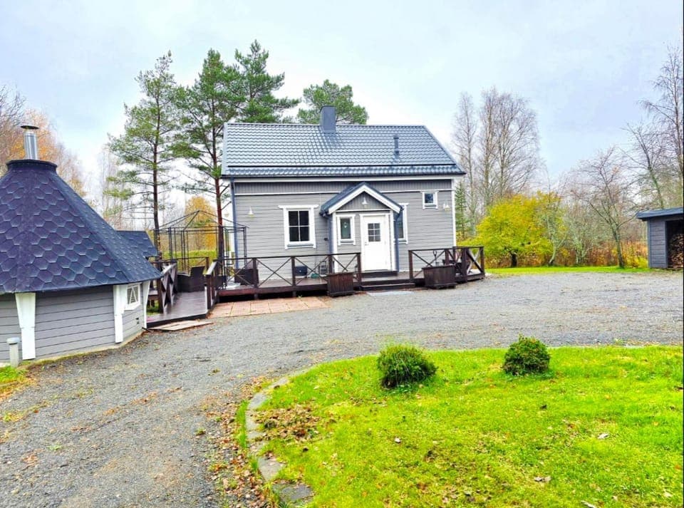 Property building, Garden view