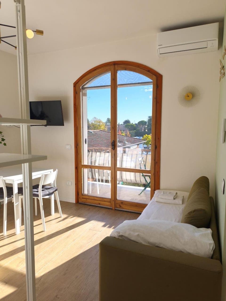 Communal lounge/ TV room, Living room