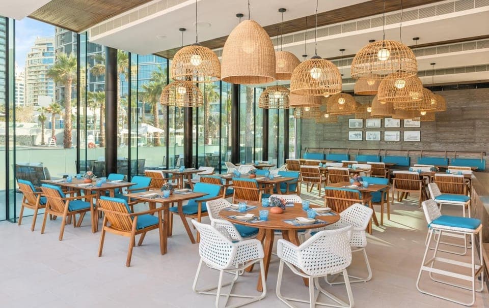 Restaurant/places to eat, Day, Lounge or bar