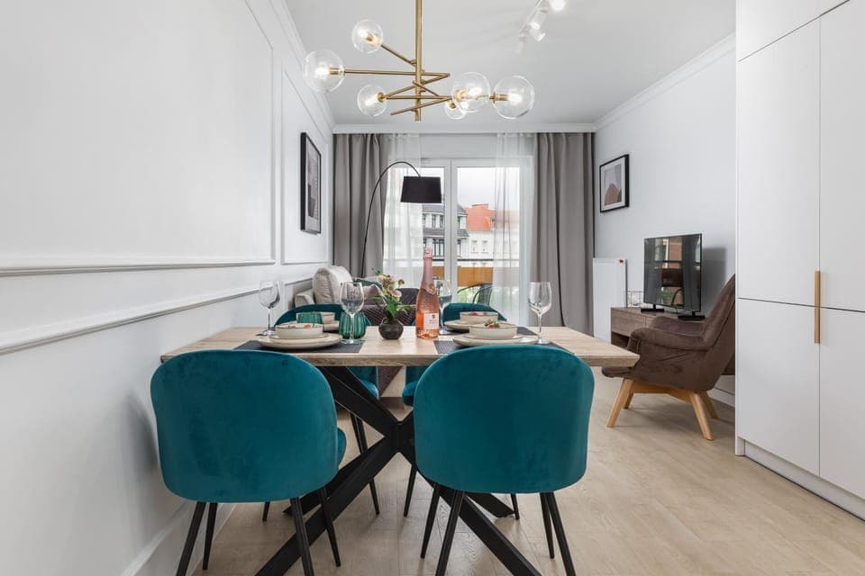 TV and multimedia, Kitchen or kitchenette, Dining area