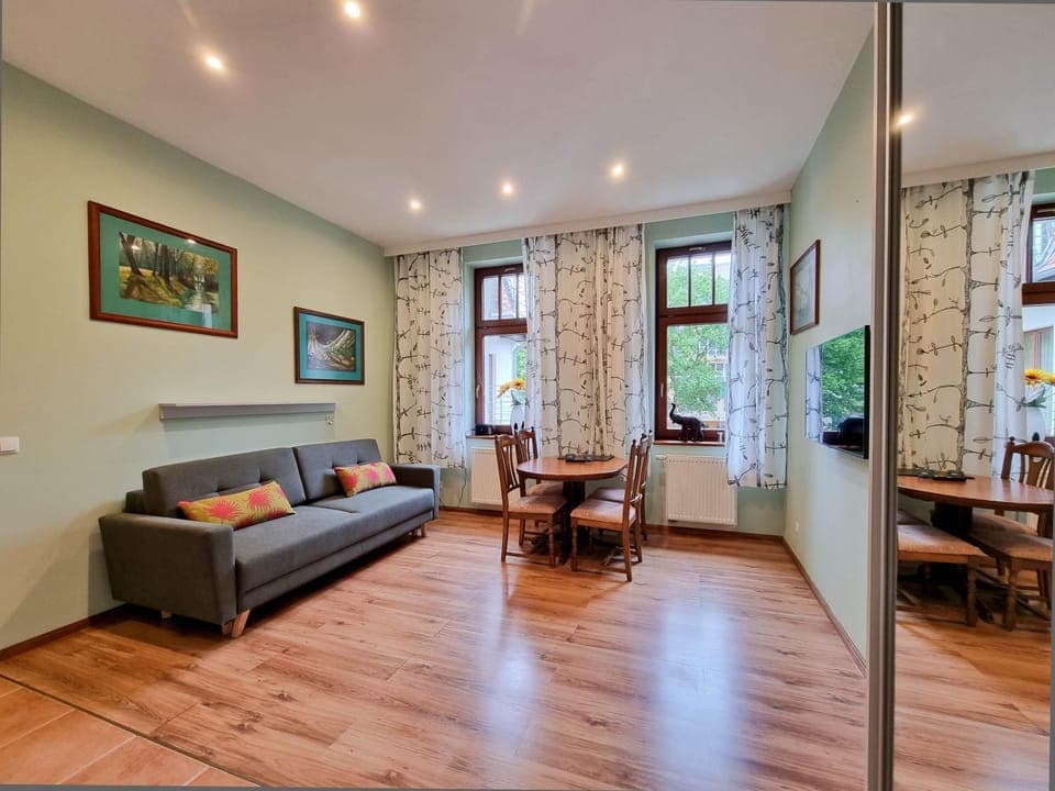 Living room, Seating area, Dining area