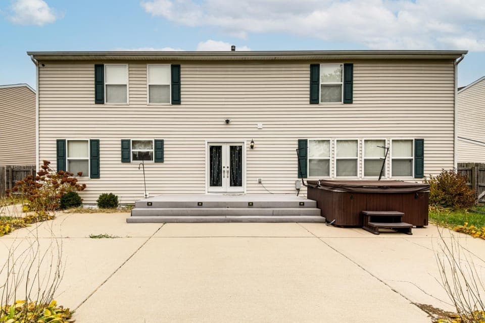 20 Mi to Speedway & Indy 500: Family Getaway! House in Plainfield