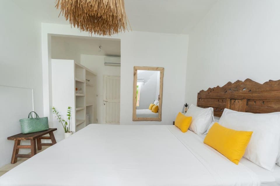 Bed, Photo of the whole room, Bedroom, wardrobe