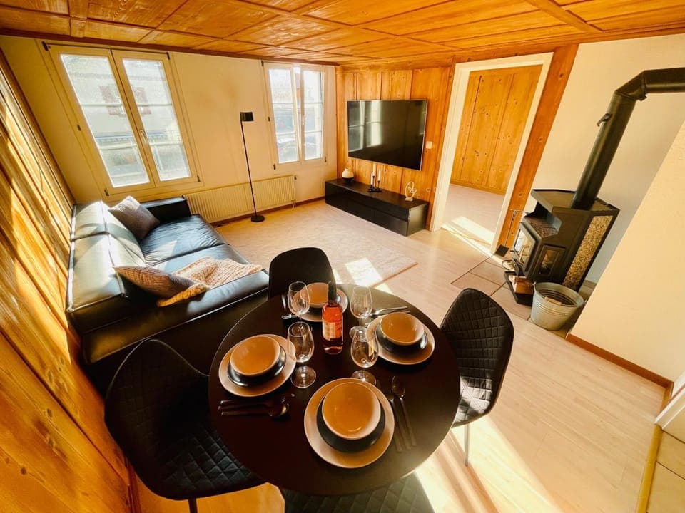 Living room, Seating area, Dining area