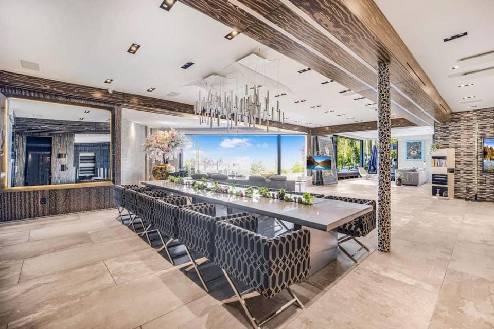 Bali Inspired Villa in Sunset Plaza House in Beverly Hills