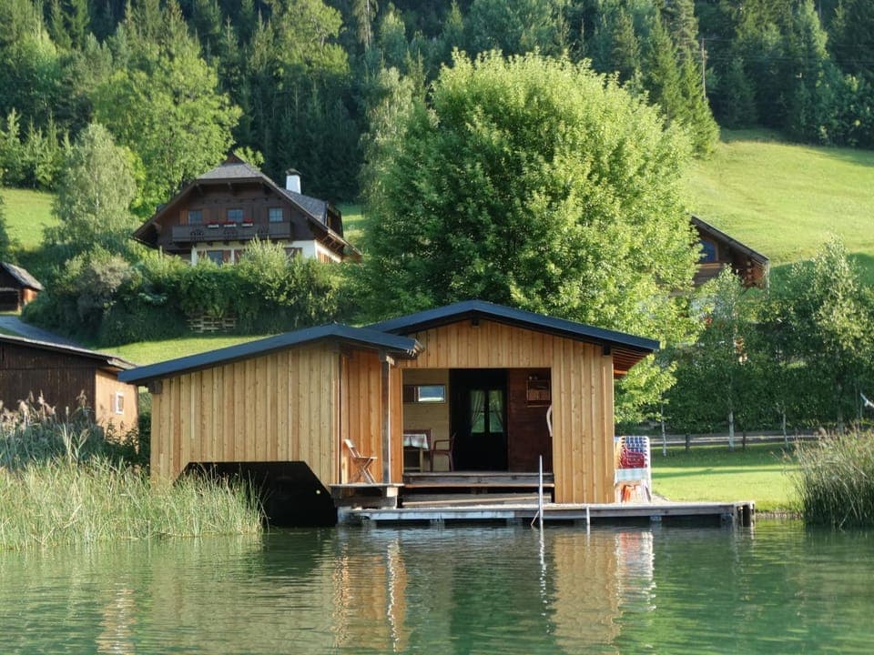 Day, Natural landscape, Fishing, Snorkeling, Table tennis, Diving