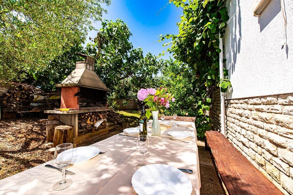 Day, Garden