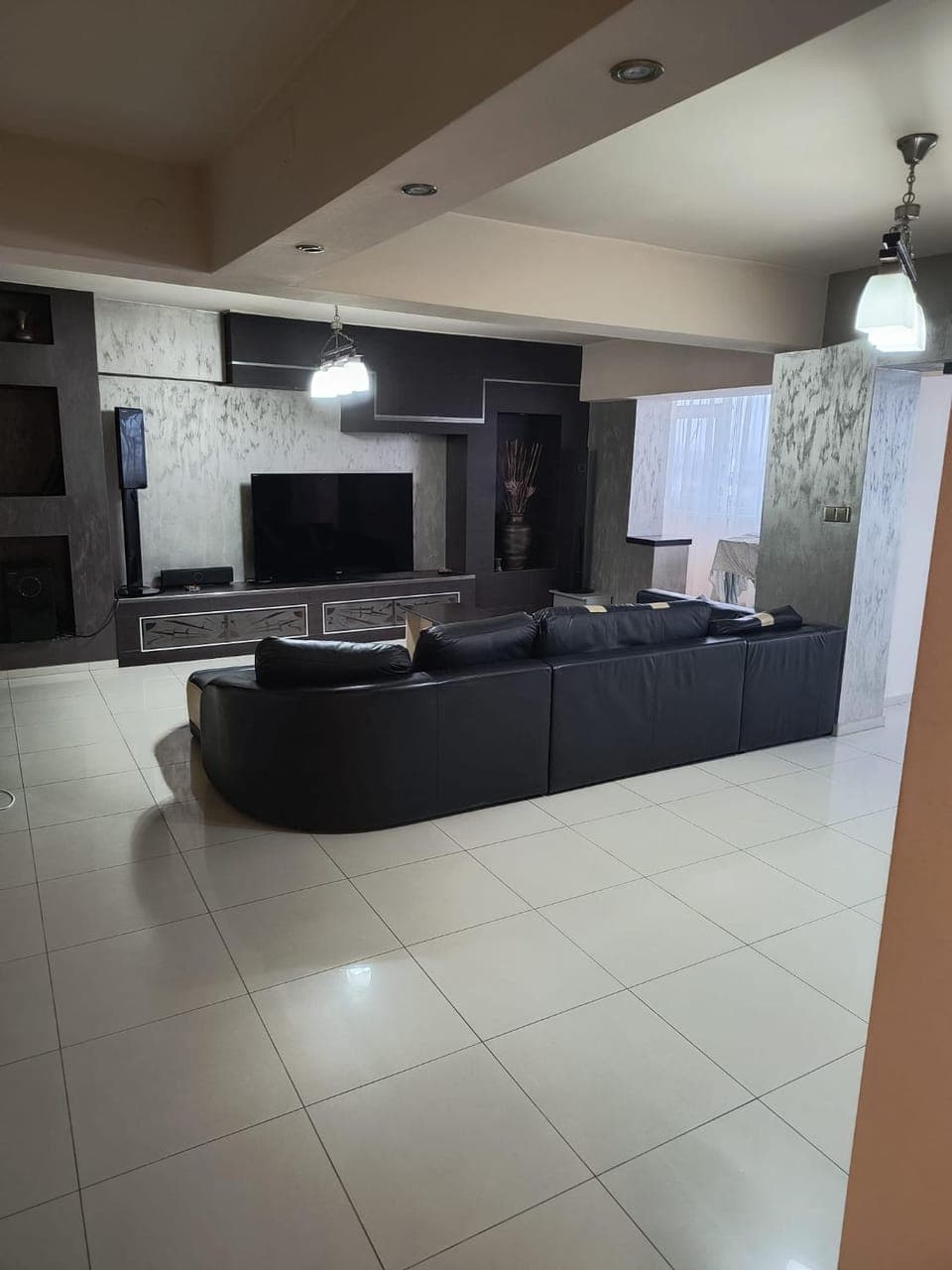 Communal lounge/ TV room, TV and multimedia, Living room, Seating area