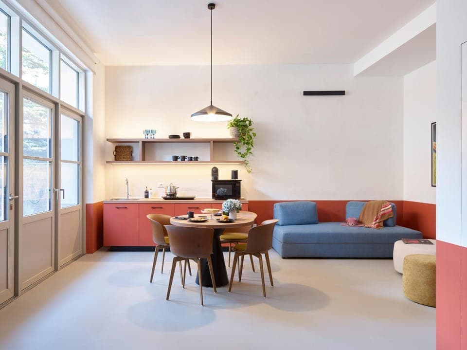 Kitchen or kitchenette, Living room, Seating area