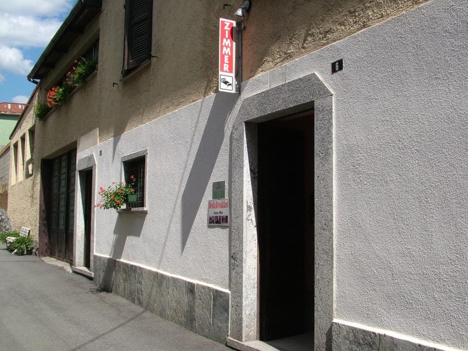 Facade/entrance, Day