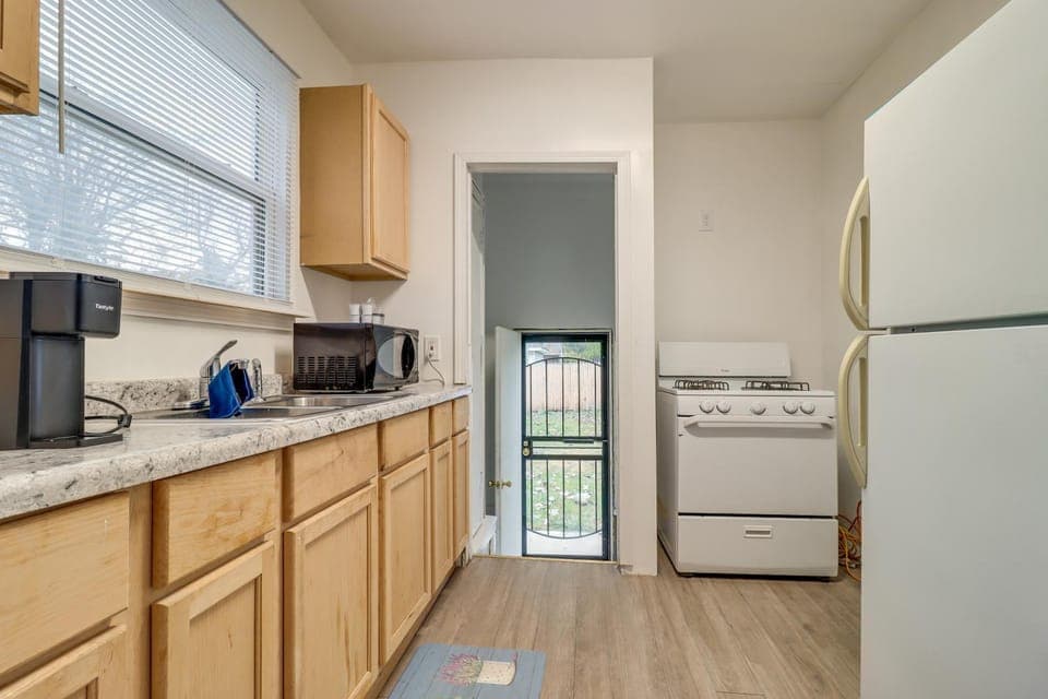 Easy Dtwn Detroit Access: Pet-Friendly Family Home House in Detroit