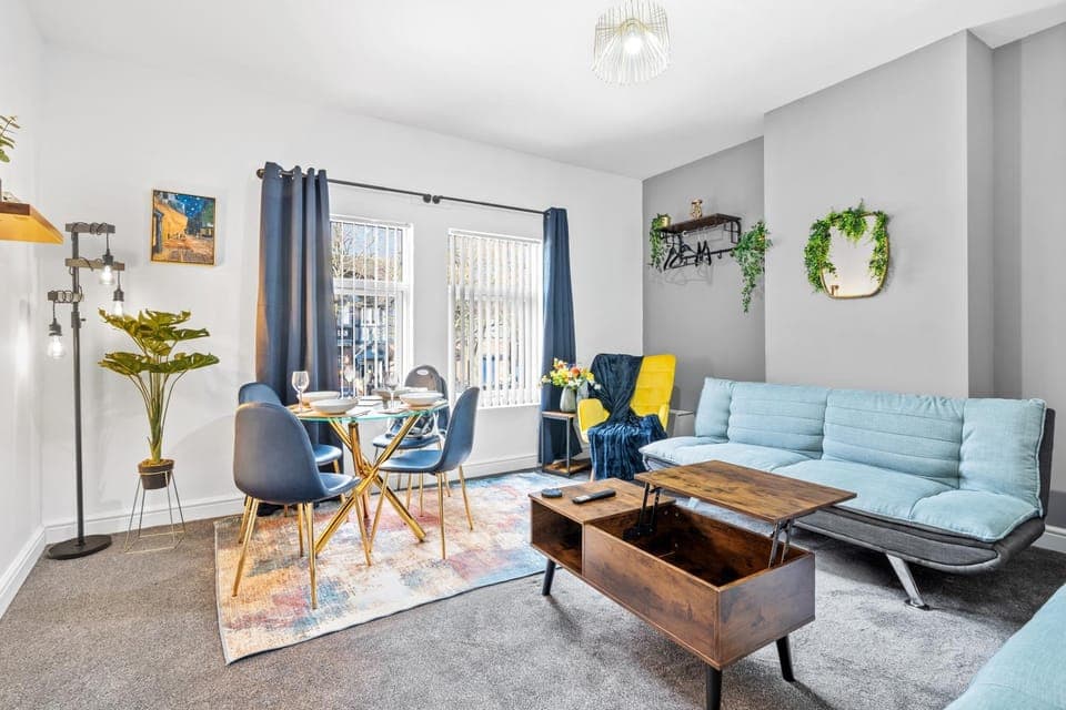 Living room, Seating area