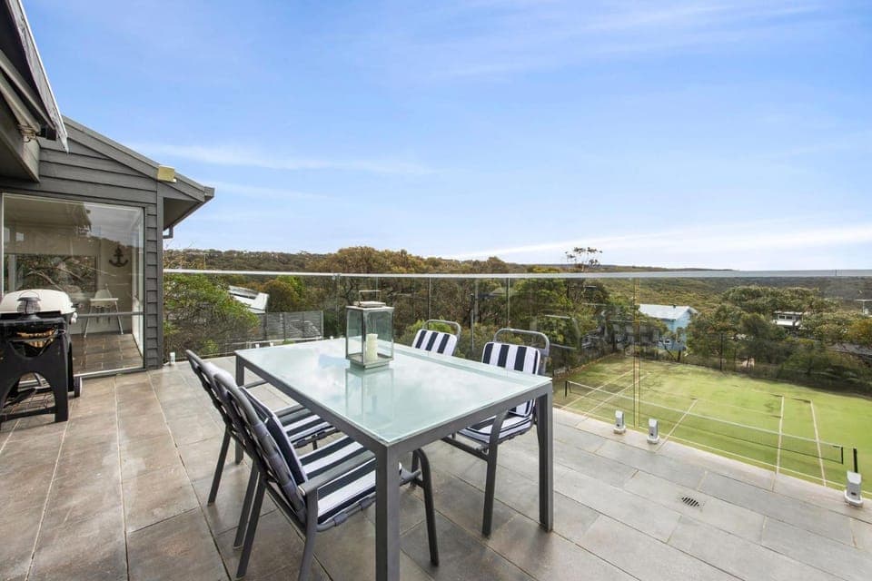 Spring, Day, Natural landscape, View (from property/room), Balcony/Terrace, Dining area