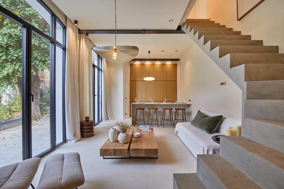 Living room, Seating area