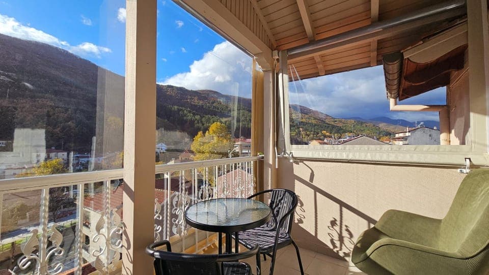 Natural landscape, Balcony/Terrace, Mountain view