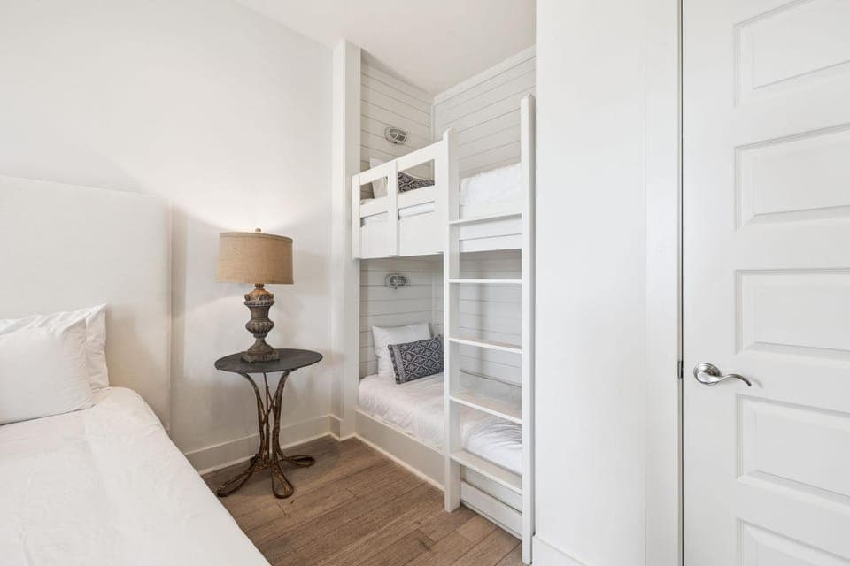 Bed, TV and multimedia, Balcony/Terrace, Bedroom, bunk bed