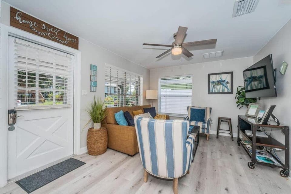Sea Shell Beach Cottage House in Indian Rocks Beach