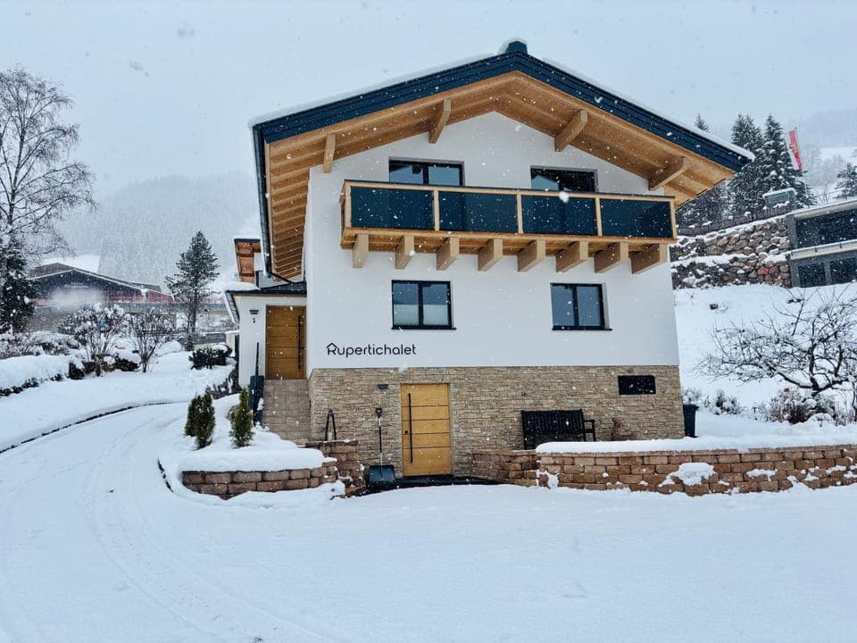 Property building, Winter