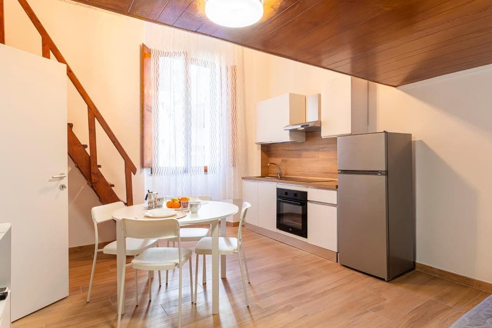 Kitchen or kitchenette, Living room