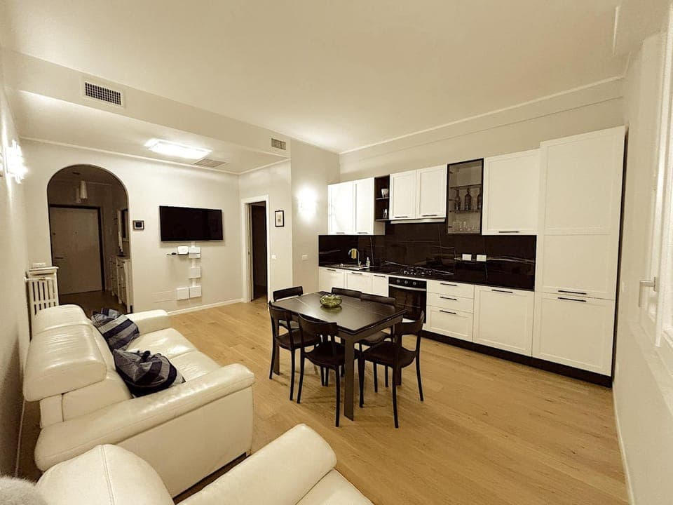 Kitchen or kitchenette, Living room, Dining area