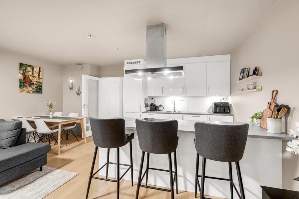 Arctic Premium Horizon l Sea View l Balcony Apartment in Tromso