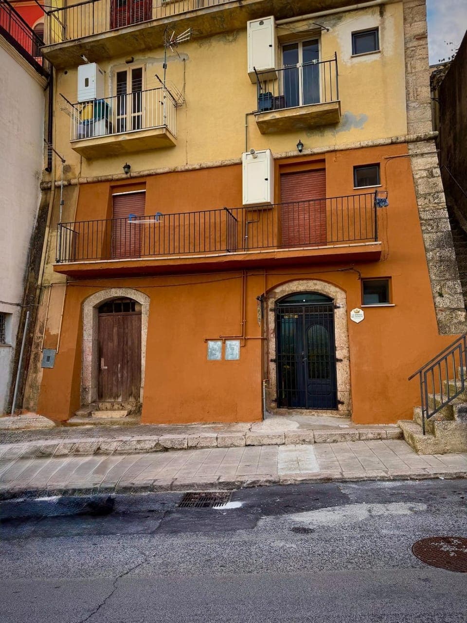 Property building, Street view