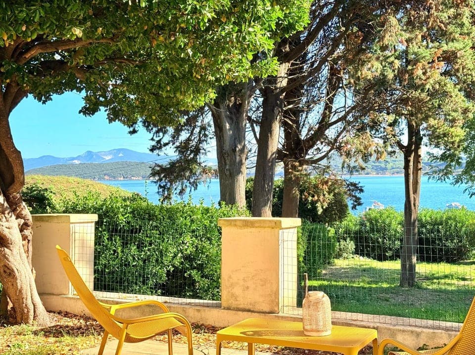 Spring, Day, Natural landscape, Garden, Garden view, Sea view