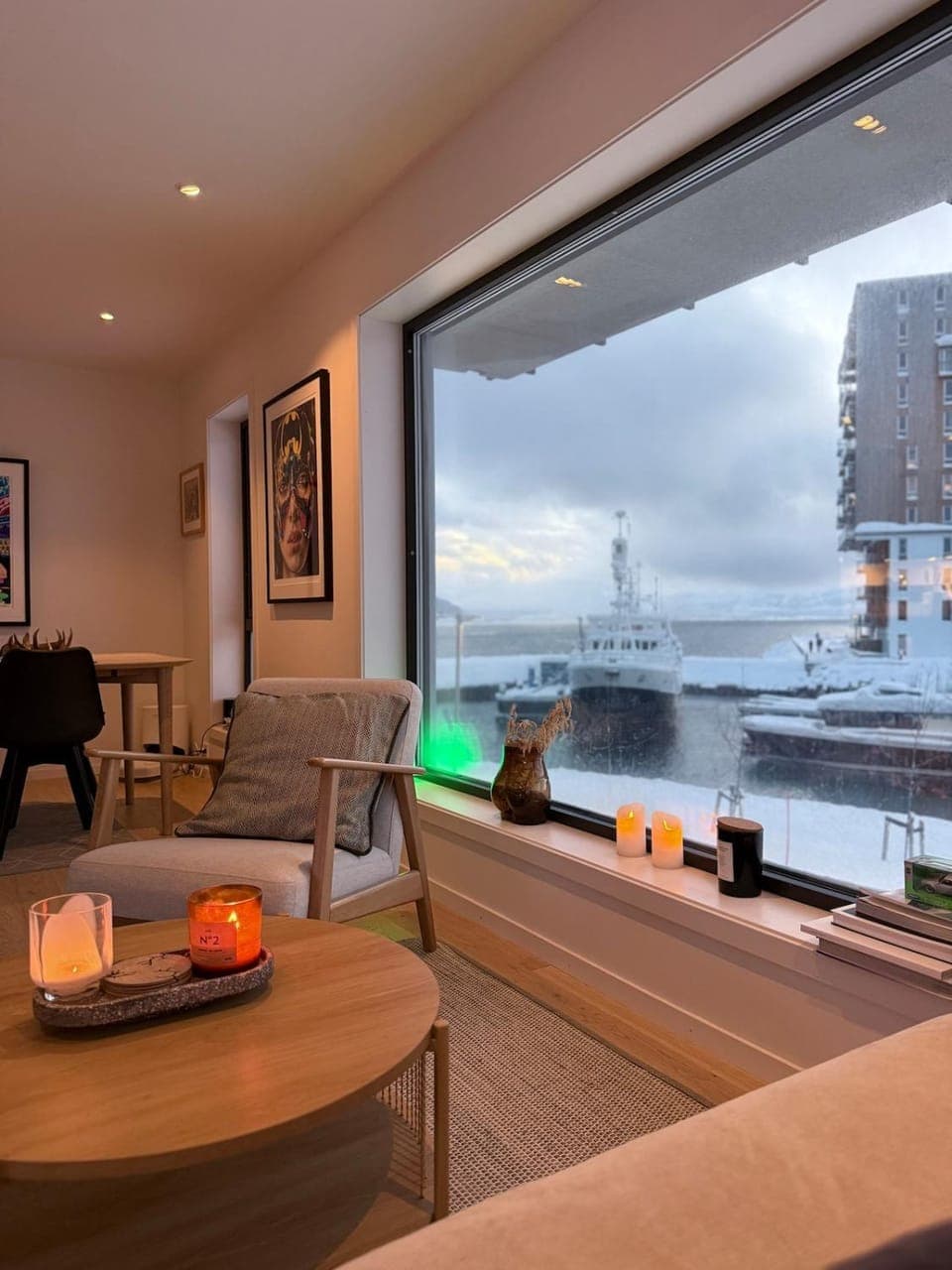 Luxury Panorama Apartment by the Sea with Northern Lights View Apartment in Tromso
