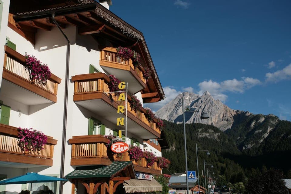 Facade/entrance, Property logo or sign, Mountain view