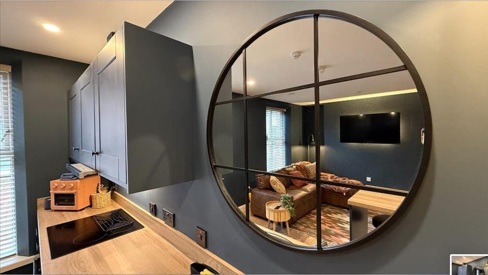 URBAN OAKS stylish city centre living Apartment in Londonderry