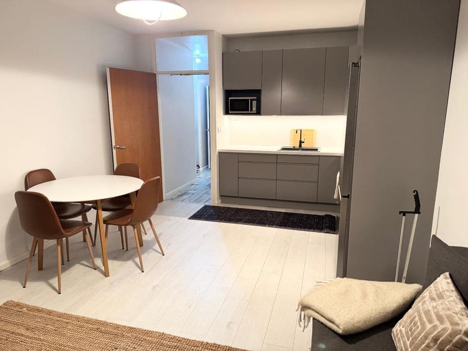 HHH Enjoy Helsinki with 7th floor views and comfort, free parking Apartment in Helsinki