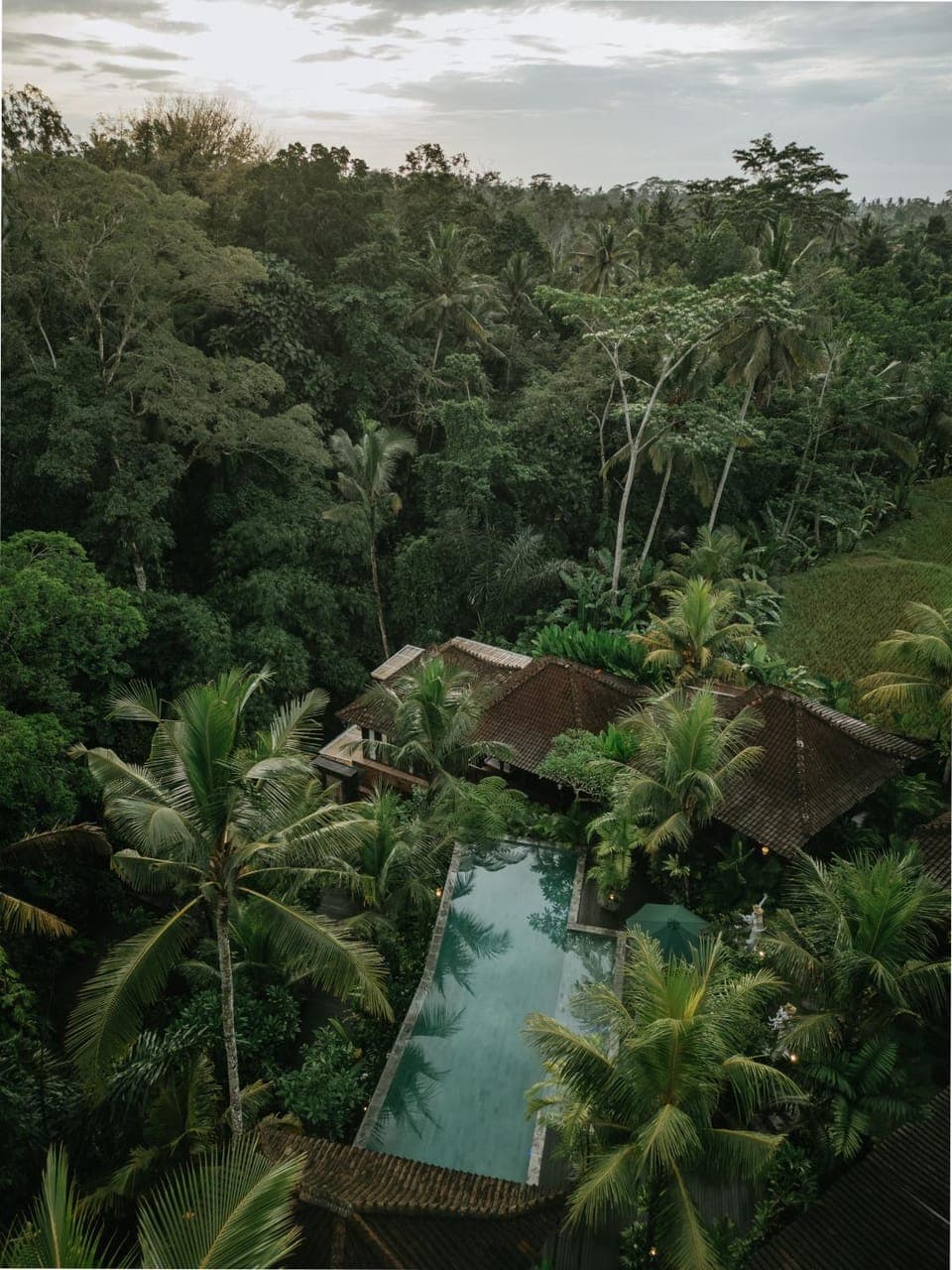 Nearby landmark, Natural landscape