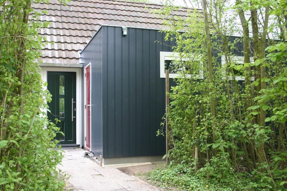 Property building, Facade/entrance, Off site