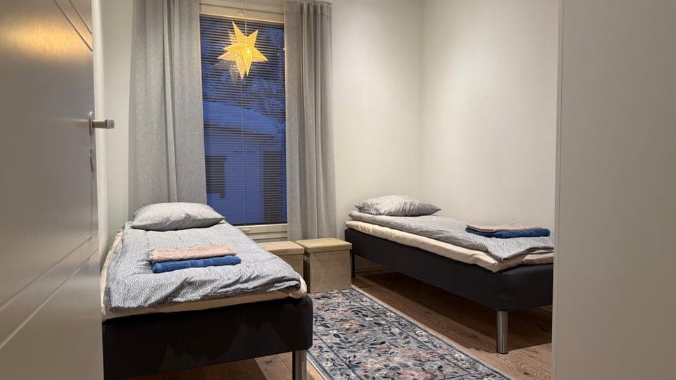 Bed, Bedroom, towels, wardrobe