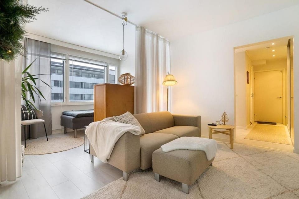 Living room, Photo of the whole room, Seating area